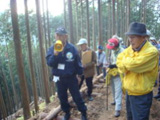 説明する岡橋社長さん